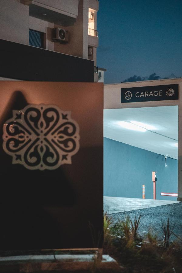 Signum Hotel Подгорица Экстерьер фото
