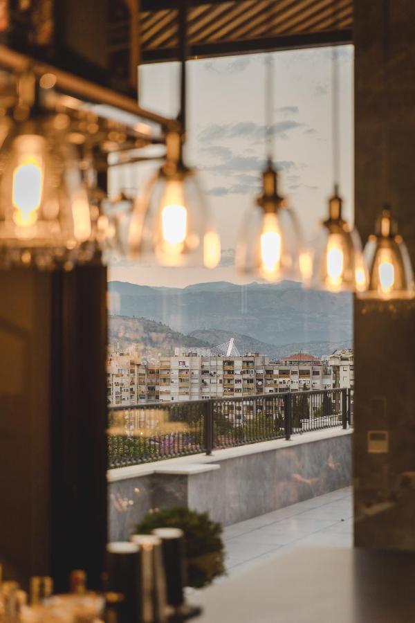 Signum Hotel Подгорица Экстерьер фото